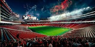 赵鸿刚因耳光大赛引发舆论，鸽武缘退位为信鸽爱好者，玄武挑战引发流量狂欢，传统武术遭网络戏谑与质疑。